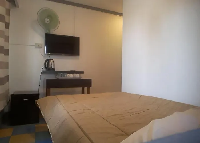 Furutech Hotel 3*
