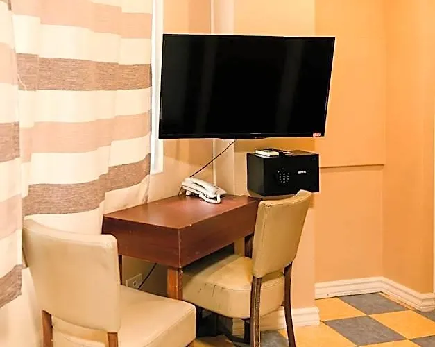 Hotel Furutech 3*